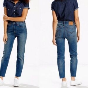 Levi’s 501’s 5 Button Fly High-Rise Raw Hem Skinny Denim Jeans Women’s 26